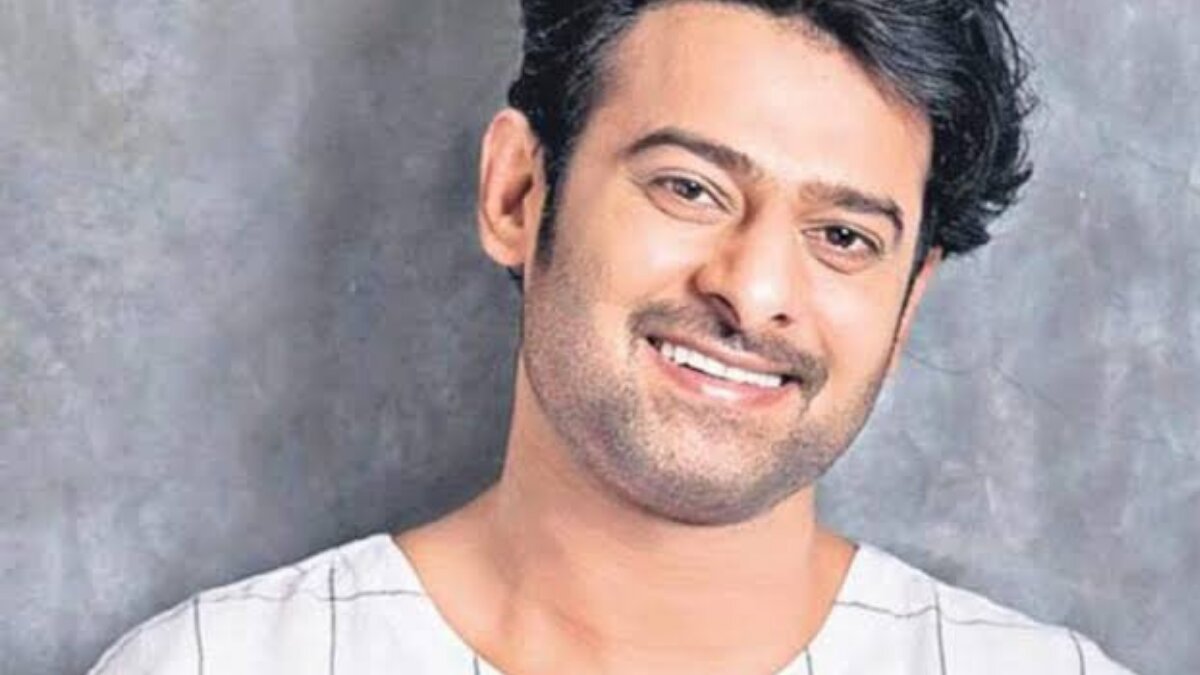 Siddharth Anand all set to sign Prabhas in a Pan-India Film