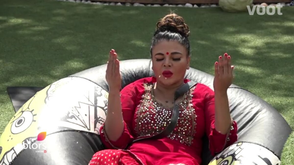 Bigg Boss 14: Rakhi Sawant’s chants her special prayers; Asks for blessings and entertainment