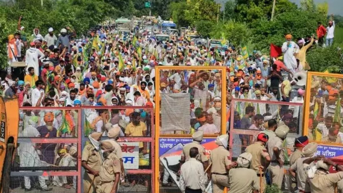 Farmers protest: Clashes at Singhu border, 44 arrested so far