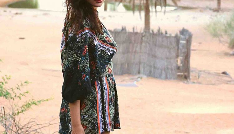 Feryna Wazheir by the pool in Dubai (7)