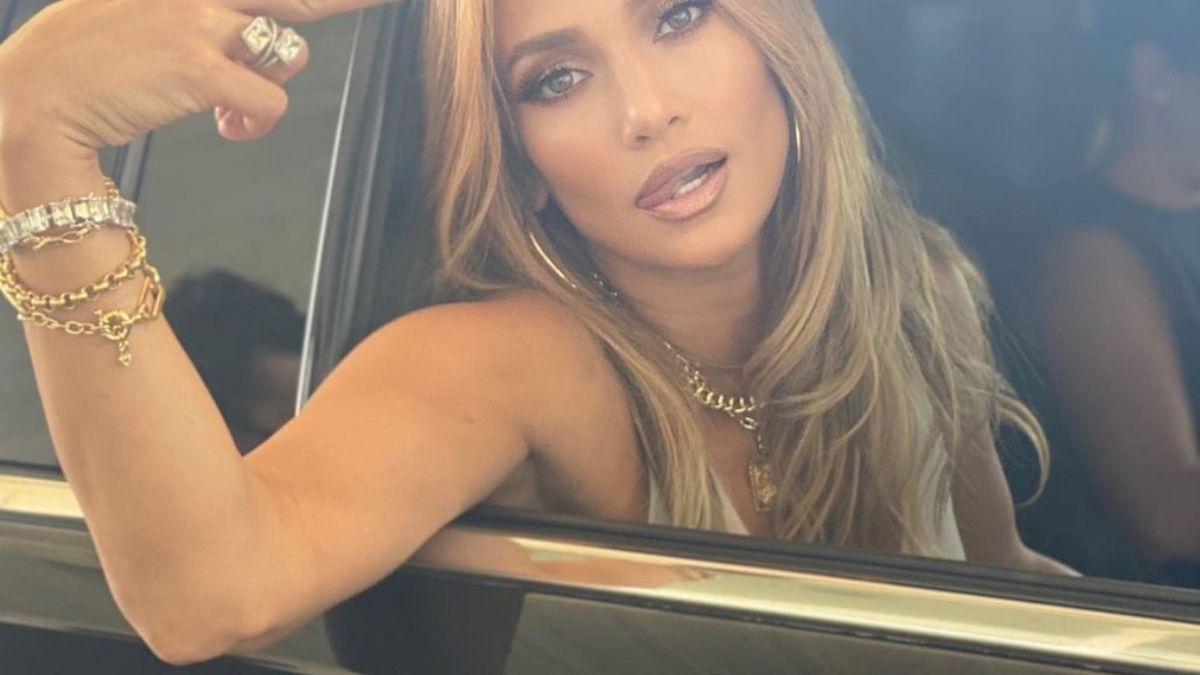 Jennifer Lopez and Alex Rodriguez break up