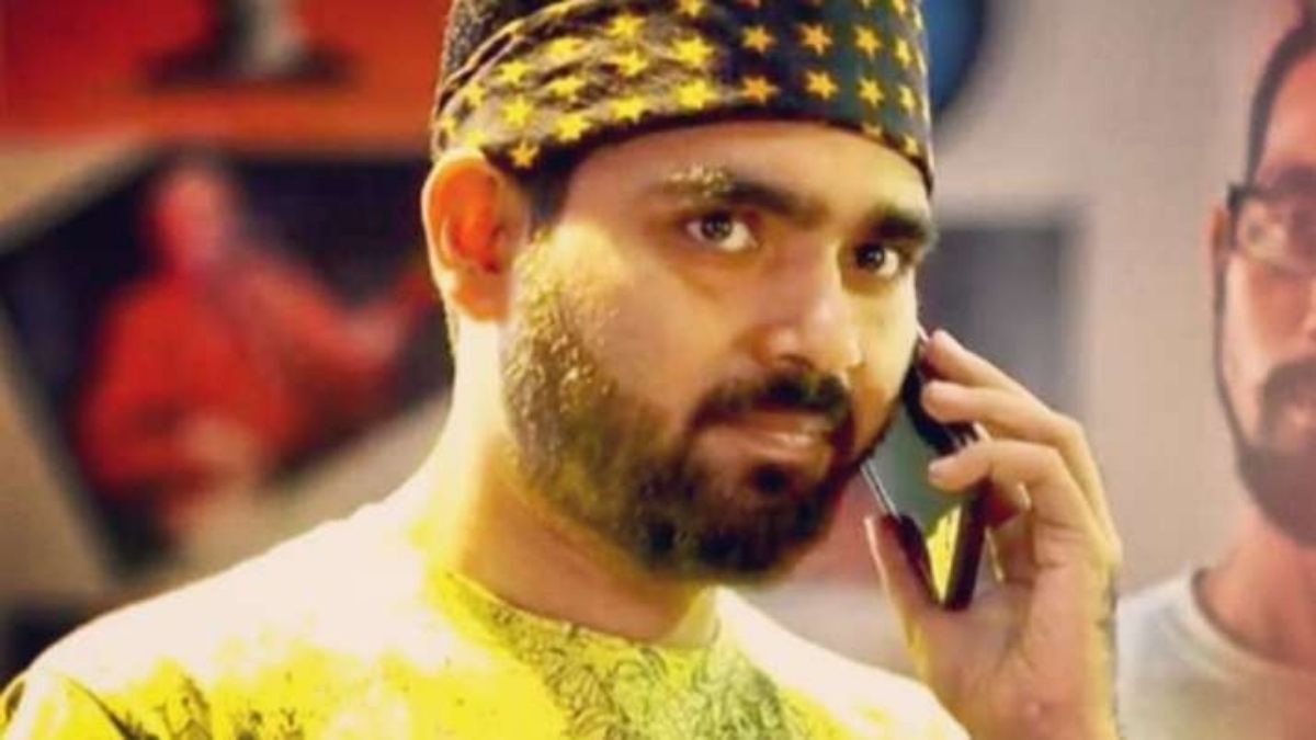 Bengali TV actor threatens to suicide on Facebook live, saved by the police