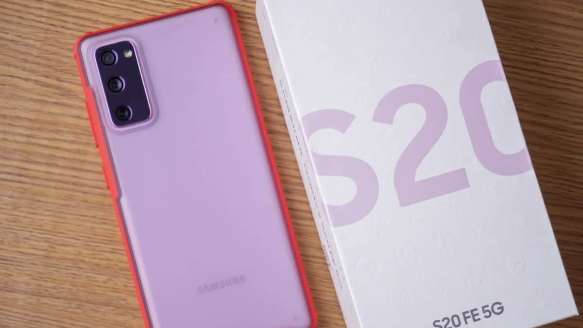 Deal of the day: Massive 53% off on Samsung Galaxy S20 FE 5G – Check out this fantastic deal