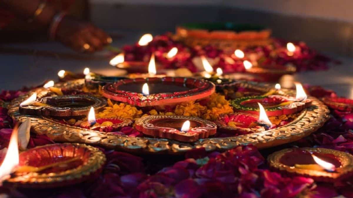 Diwali Holiday 2023: Here’s a complete holiday guide