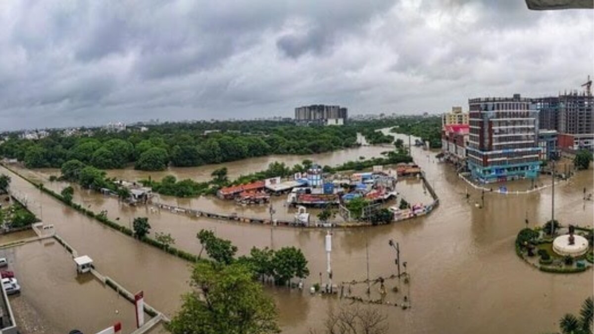 Gujarat is still under Red Alert; 28 died in last 3 days