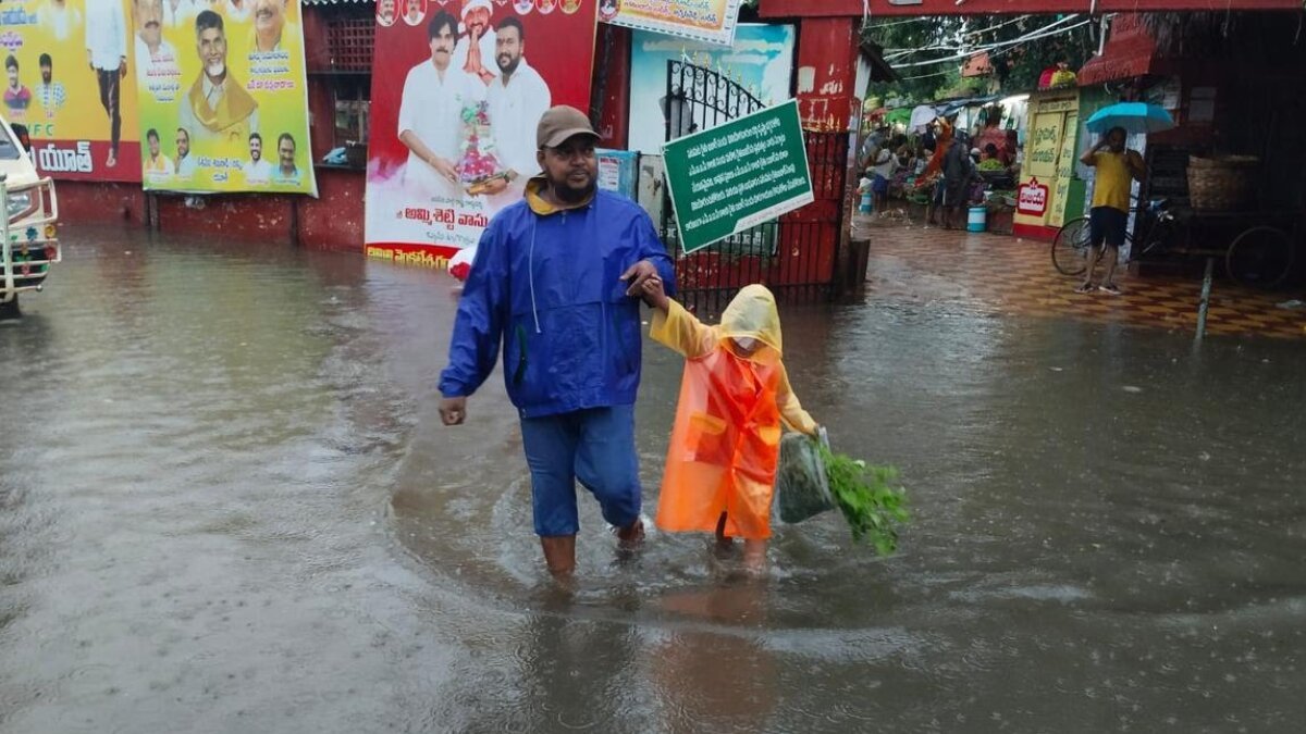 IMD predictes Extremely Heavy Rainfall in Andhra Pradesh in Next Two days