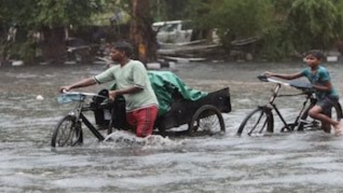 27 died due to Severe Flood; Prime Minister Narendra Modi promises Help