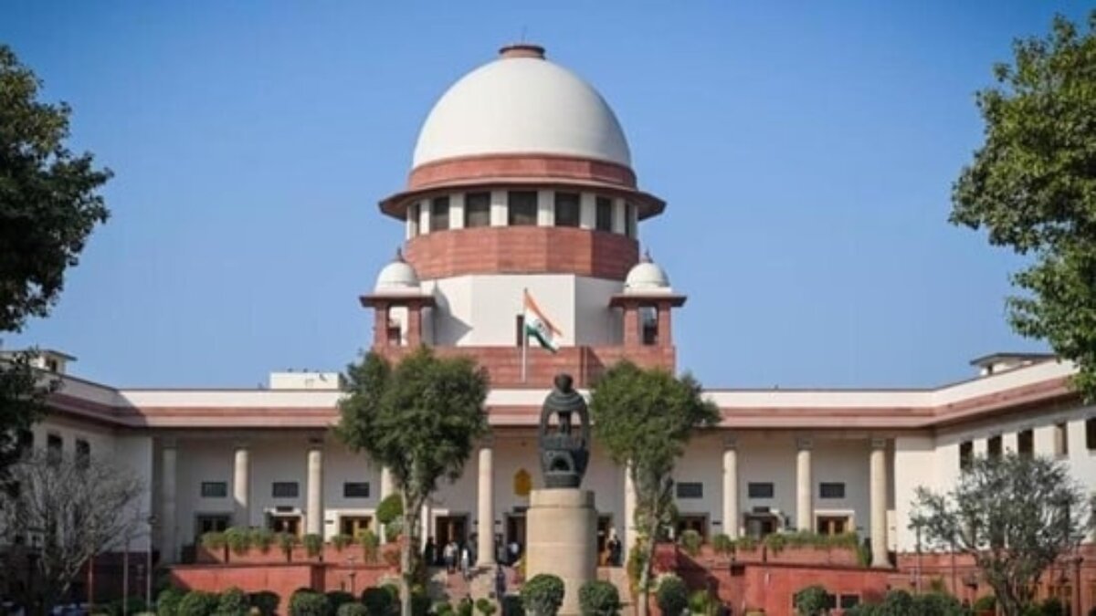 Watching, Downloading Child Pornography is offence under POCSO Act, Says Supreme Court