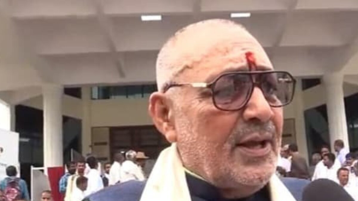Giriraj Singh asks for CBI investigation Over Alleged Adulteration of Tirupati Laddus with Animal Fat