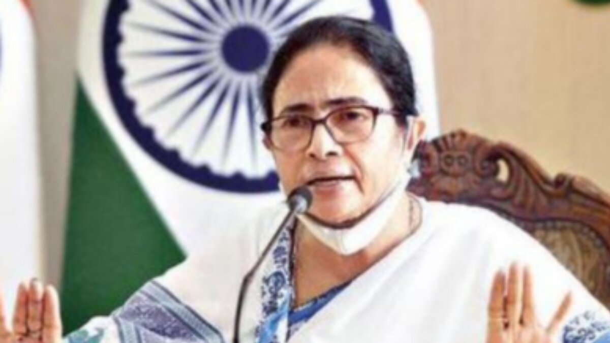 Mamata Banerjee Criticizes DVC; Announces Fund Allocation for Flood Recovery