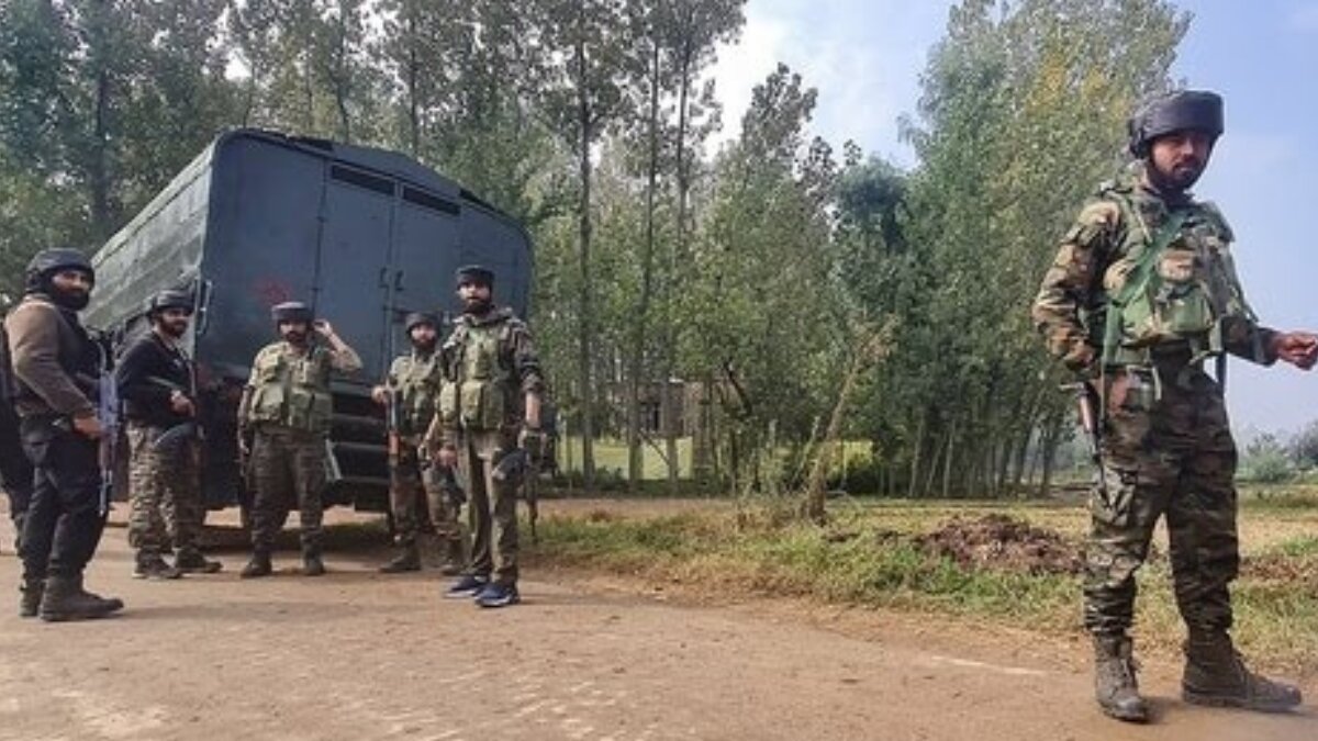 Encounter in South Kashmir’s Kulgam Leaves Four Security Personnel Injured