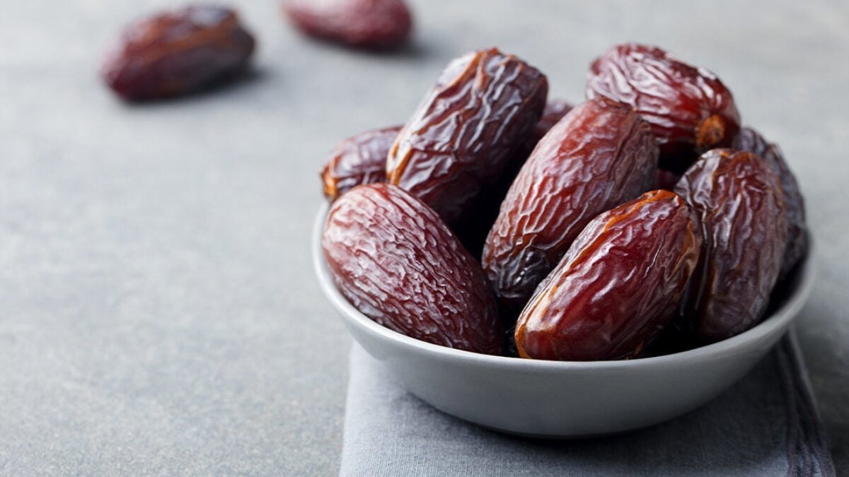 Top 6 Benefits of Incorporating dates into your morning routine