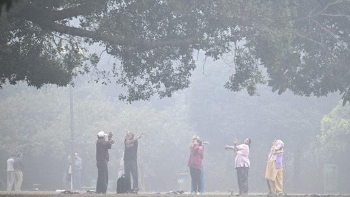 Delhi CM Slams Centre Over Escalating Pollution Levels; Supreme Court Demands Accountability