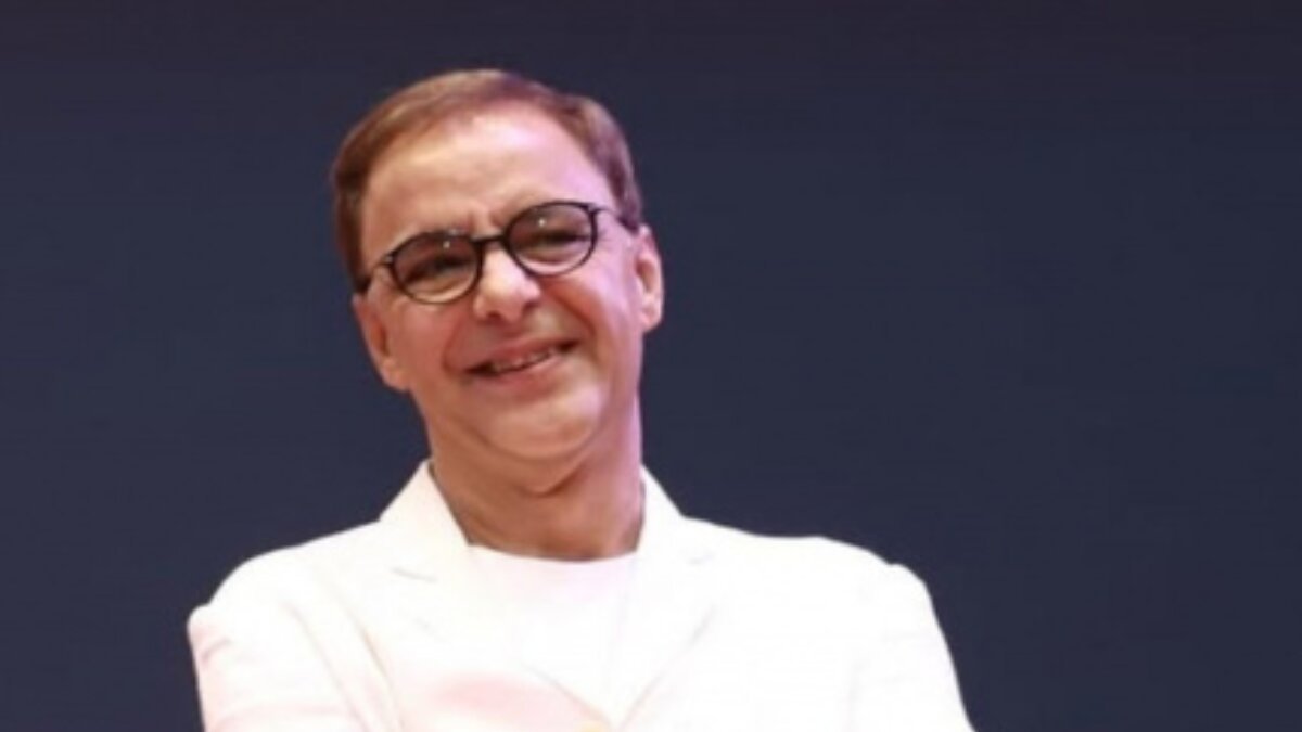 Vidhu Vinod Chopra Confirms 3 Idiots and Munna Bhai Sequels in Development