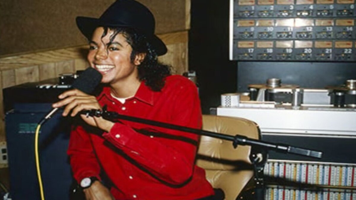 Michael Jackson’s unheard tracks from the 90’s have resurfaced but legal issues prevent their public release