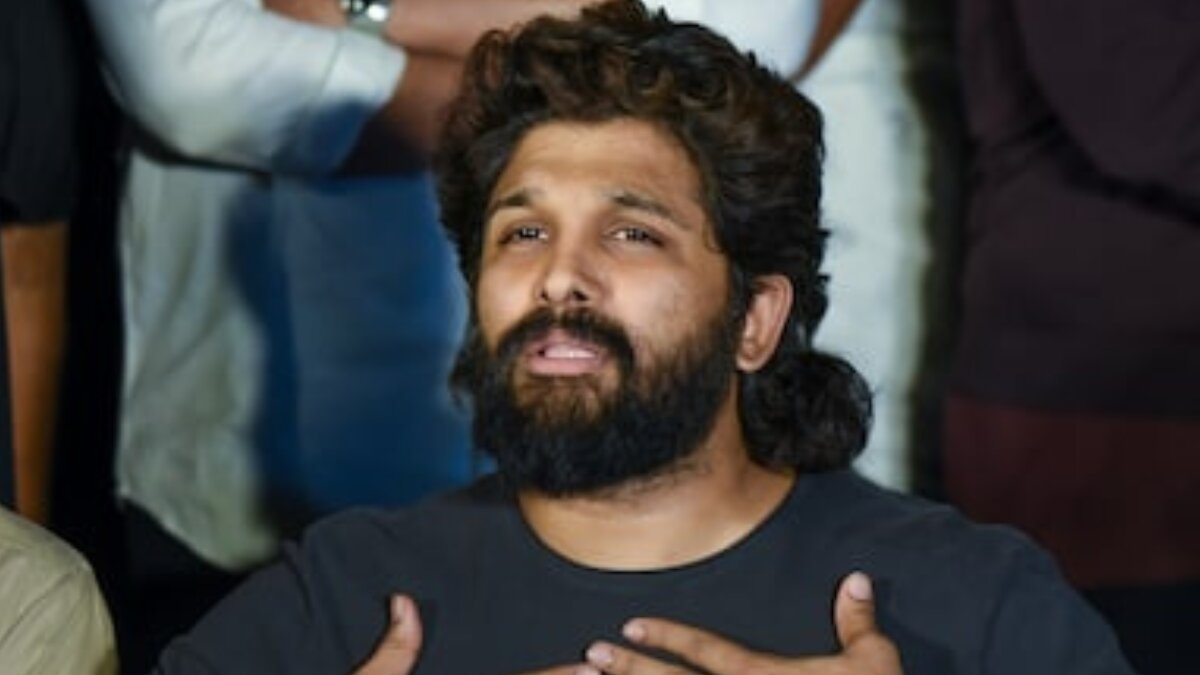 Allu Arjun Visits Injured Fan at KIMS Hospital Following Stampede Incident