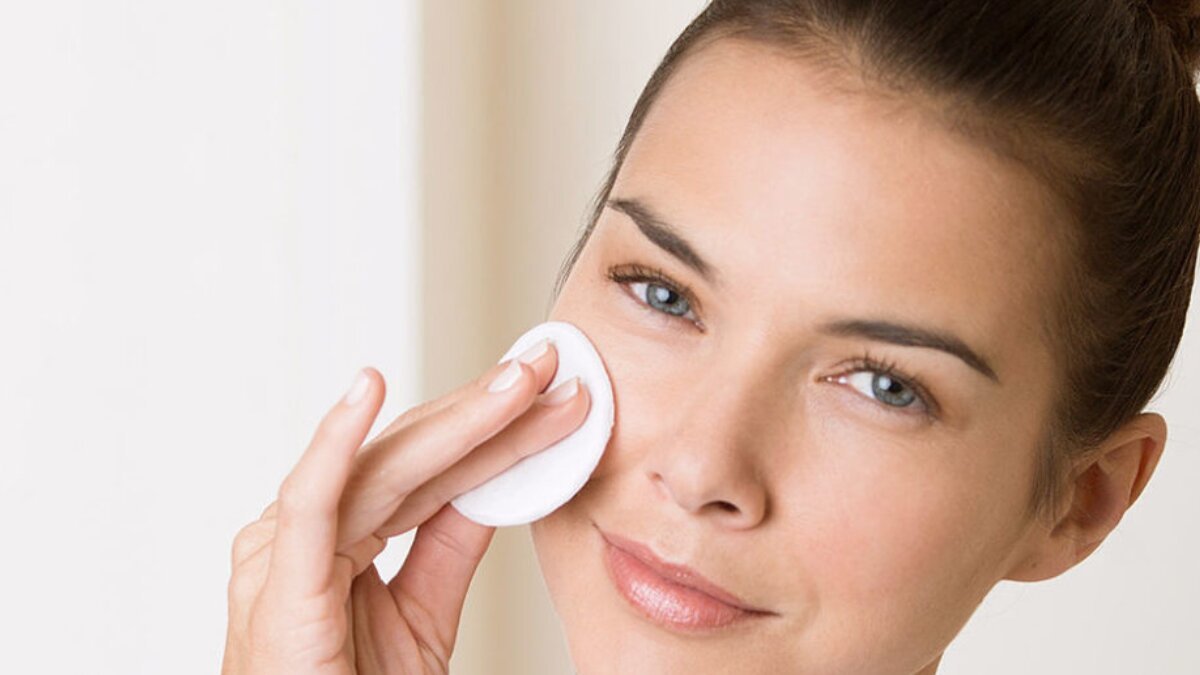 How Not Washing Your Face Can Harm Your Skin Barrier