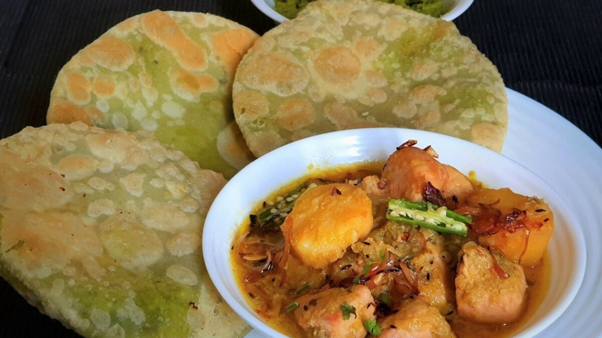 Warm Up Your Winter Mornings: Top 5 Bengali Breakfast Delights to Try Now