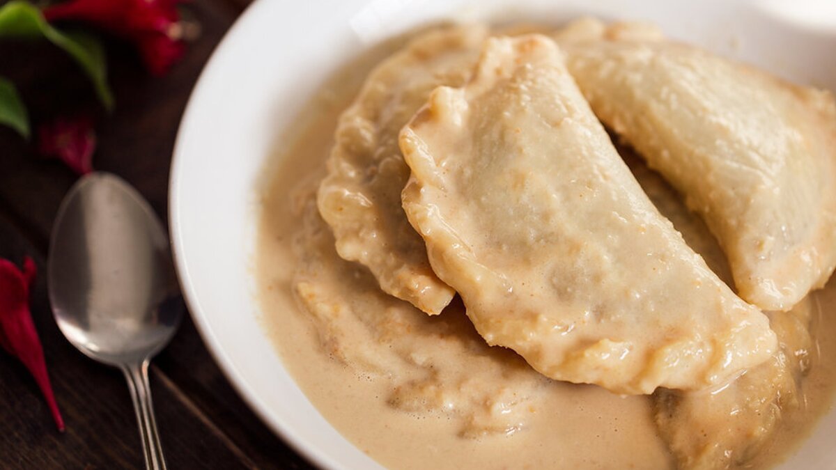 Top 5 Traditional Bengali Pithe Dishes to Try This Makar Sankranti