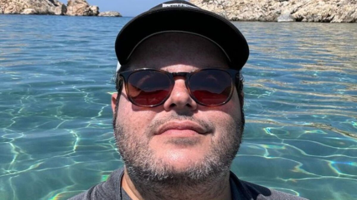 Was Josh Gad Denied A Role In James Cameron’s Avatar Because of His Looks?