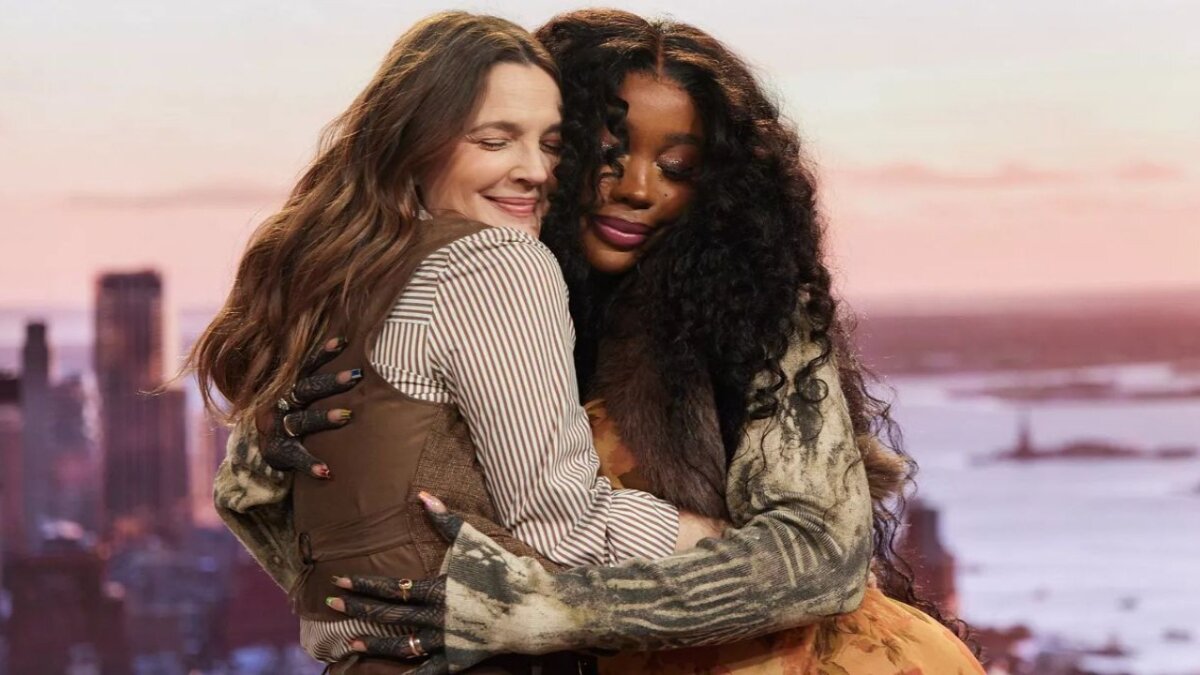 SZA Reveals Her Admiration For Drew Barrymore on Talk Show Appearance