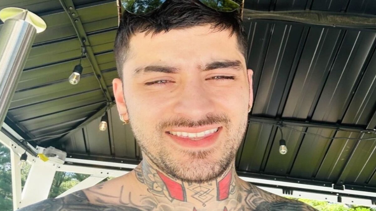 Zayn Malik Celebrates 32nd Birthday with Horror-Themed Cake and Heartfelt Fan Appreciation