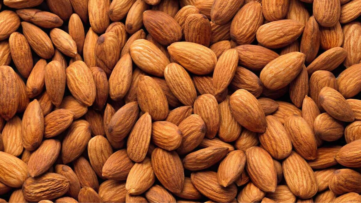 Why You Should Start Your Day with Almonds: 5 Amazing Health Benefits