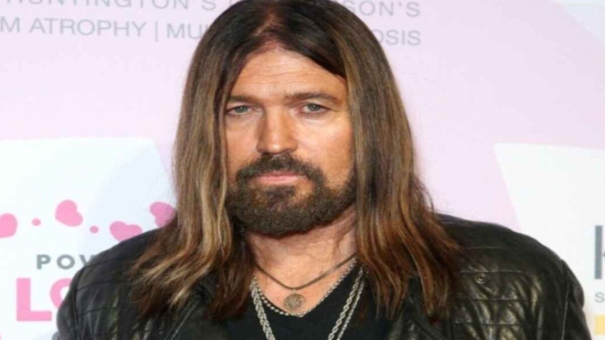 Miley Cyrus’ Family Dismisses Feud Rumors in Wake of Billy Ray 2024 Drama