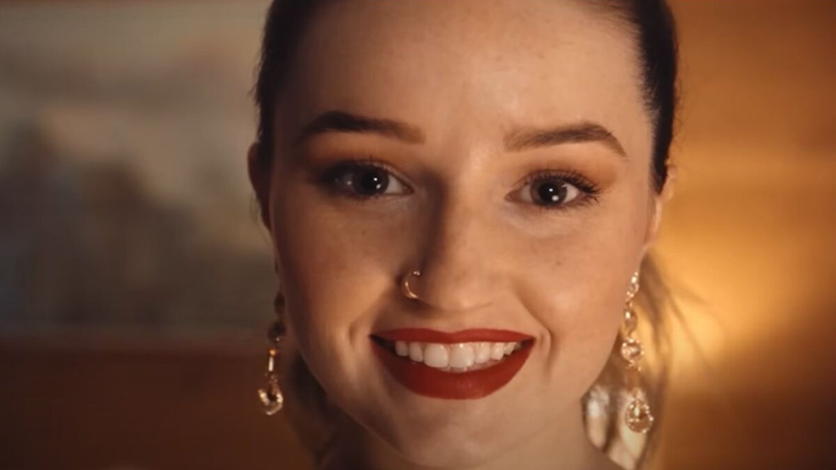 Apple Cider Vinegar: What is True Story Behind Belle Gibson