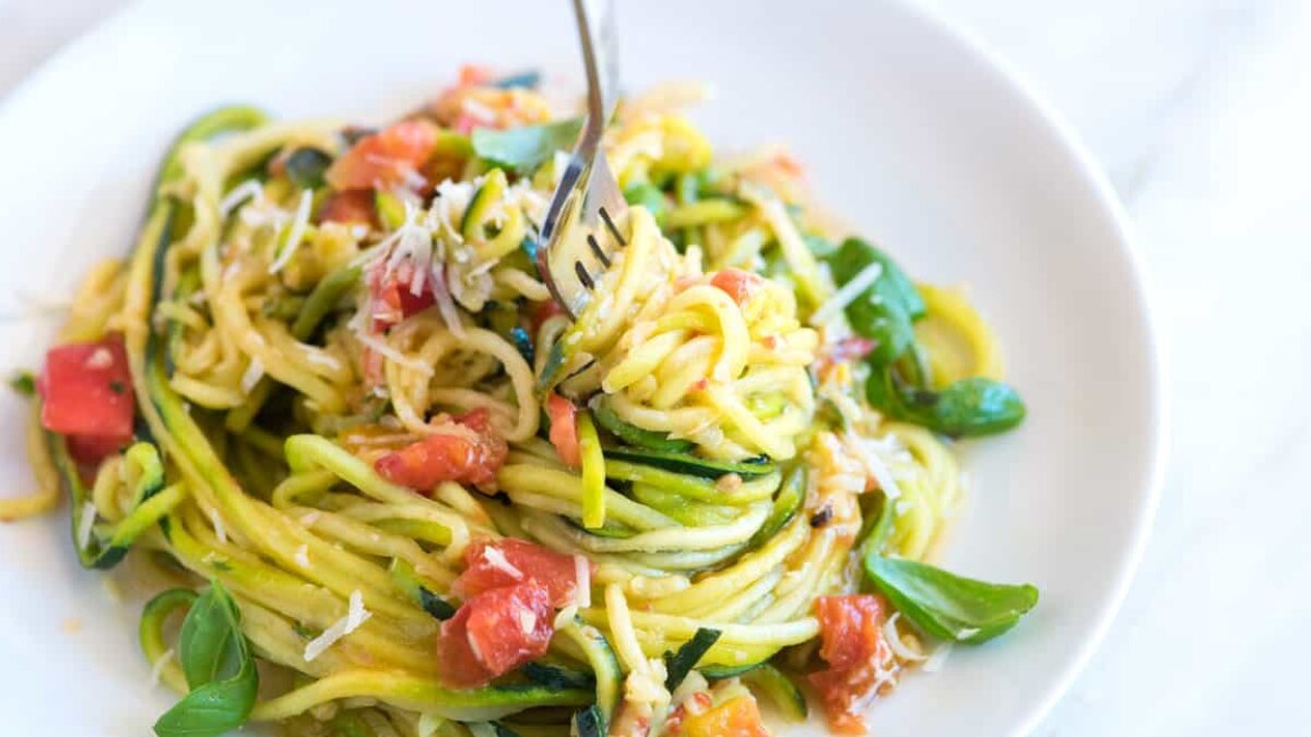 6 Delicious and healthy low-carb meals for weight loss