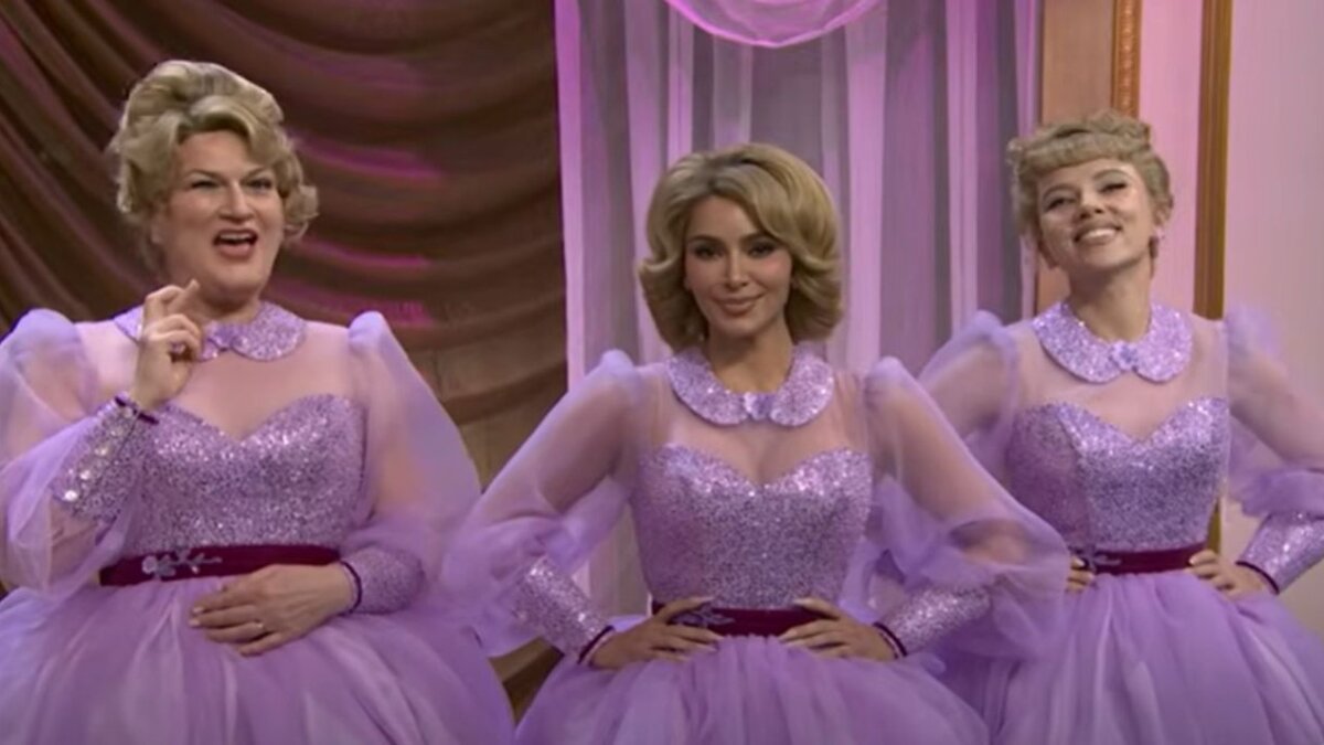 Kim Kardashian guest stars with Kristen Wiig for a lighthearted SNL 50th anniversary sketch