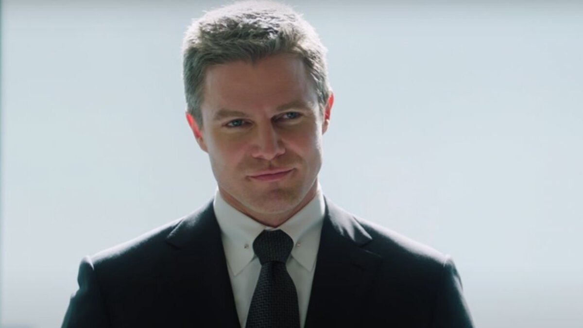 Stephen Amell is the new face of the Suits franchise