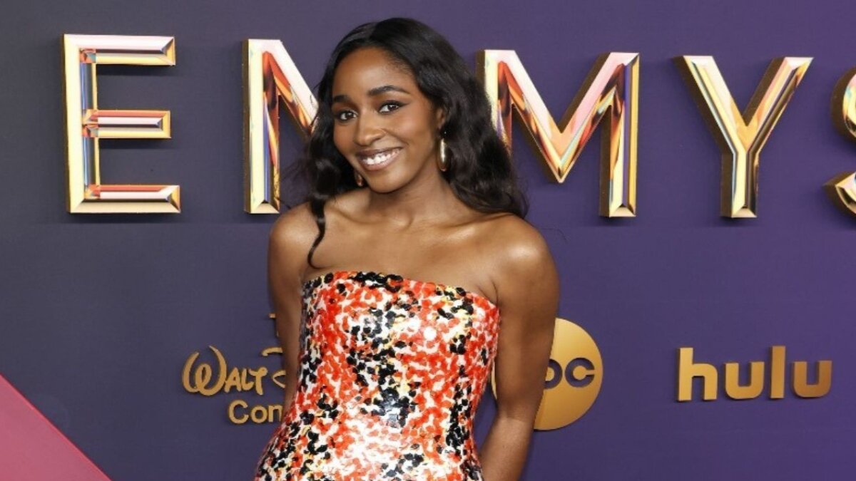 The Bear Star Ayo Edebiri Recalls Her Father’s Reaction To Seeing Meryl Streep