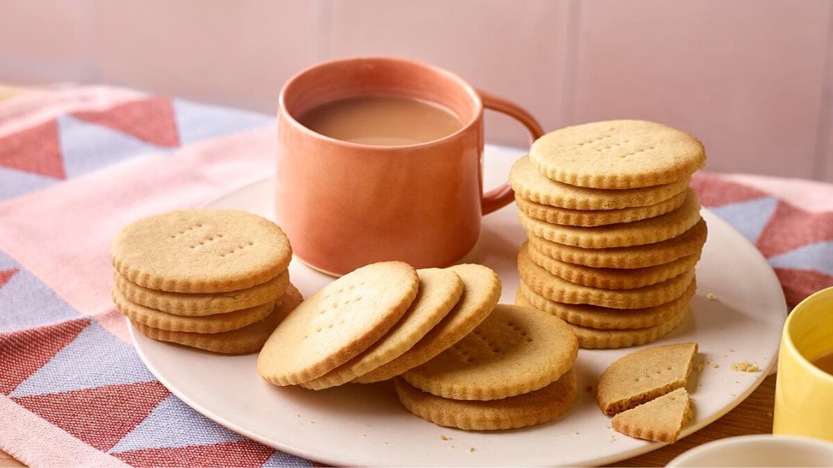 Why eating too many biscuits can be harmful to your health: hidden dangers you need to know