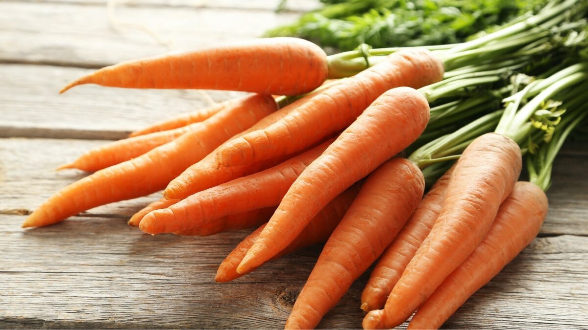 Why eating carrots daily can be a game changer for your skin, eyes and heart