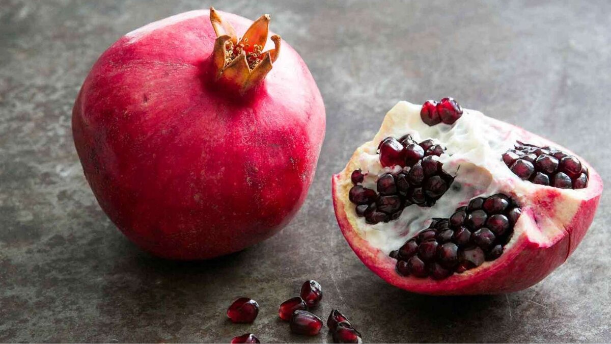7 Life-changing benefits of eating pomegranate daily you shouldn’t ignore