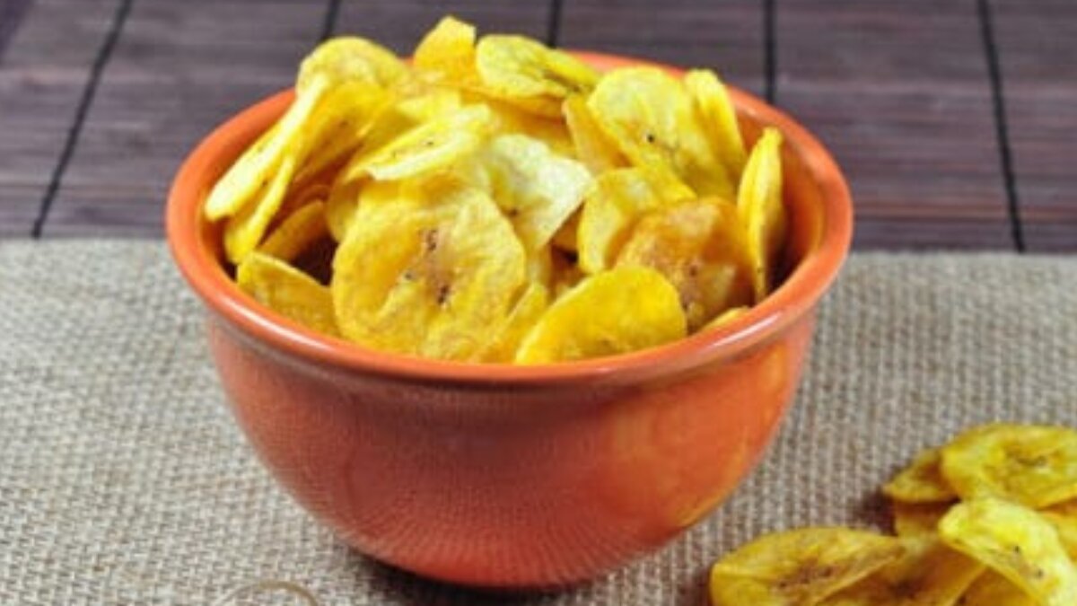 Make crispy raw banana chips the South Indian way in just 5 simple steps