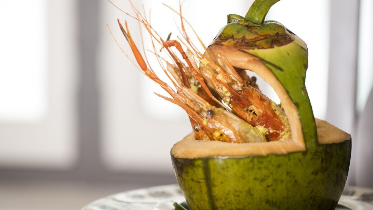 How To Make Traditional Bengali Daab Chingri In 5 Easy Steps Inside Tender Coconut