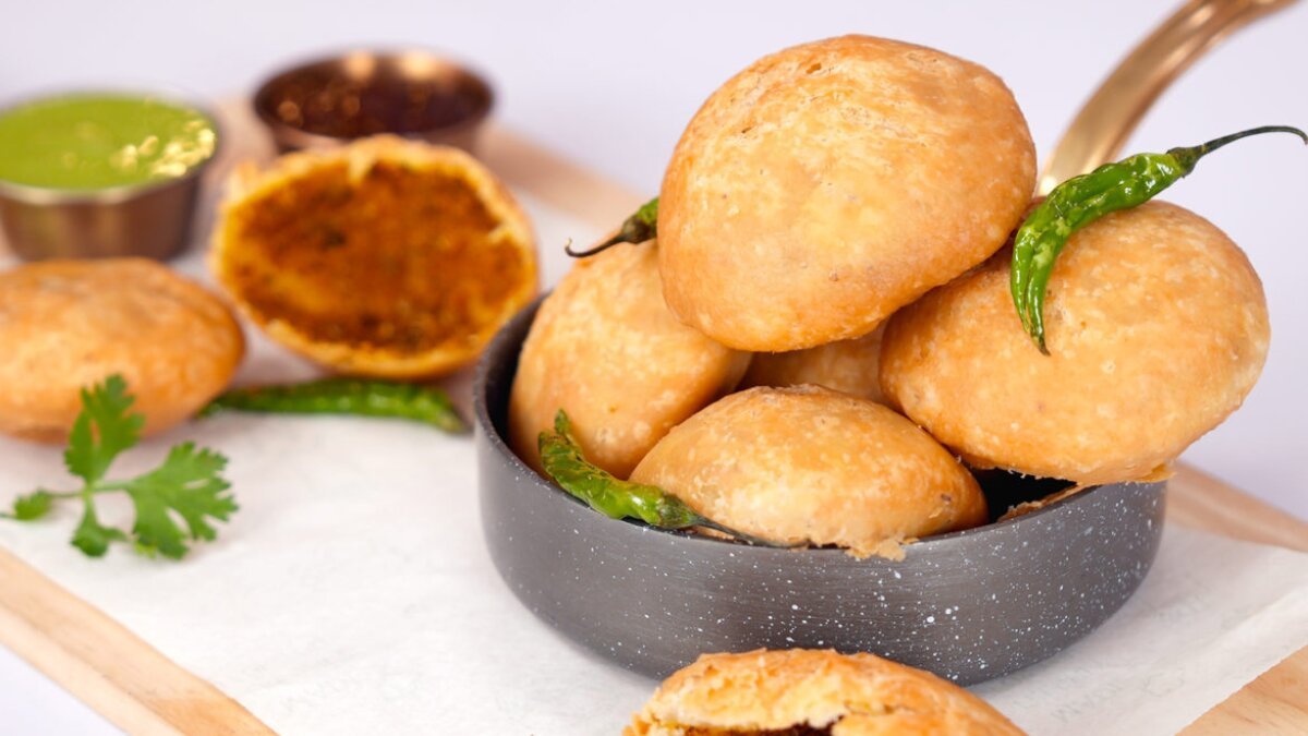 Crispy, spicy, and classic: make moong dal kachori in 5 easy steps