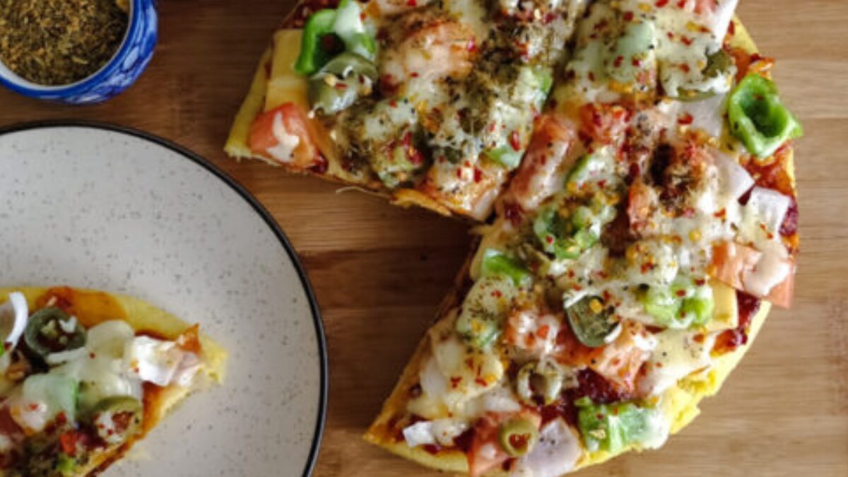 Healthy meets fun: make moong dal pizza in 5 easy steps