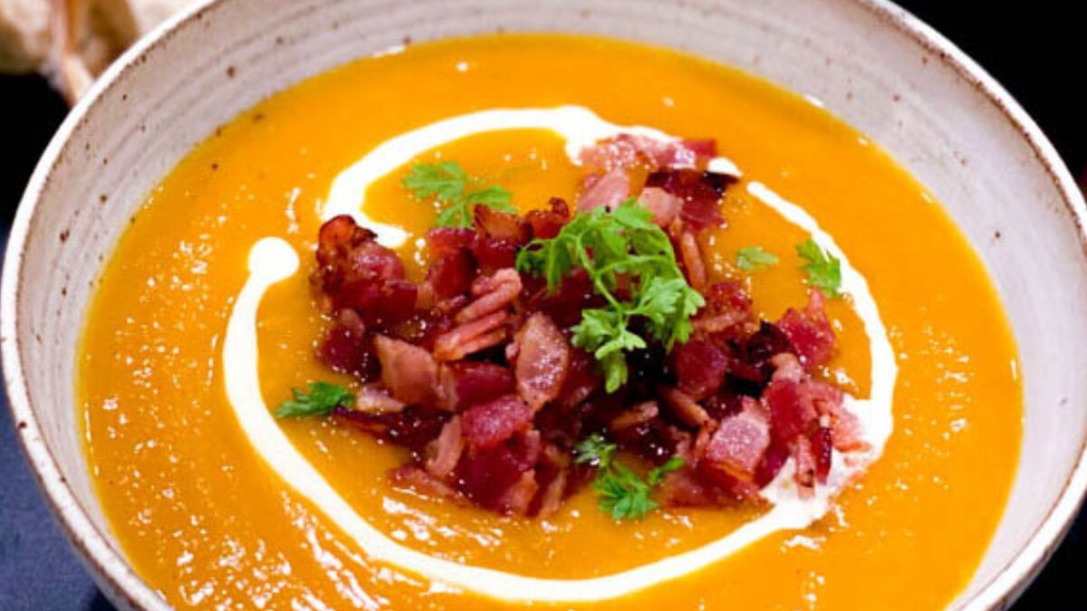 Turn fresh pumpkin into comforting soup at home in just 5 simple steps