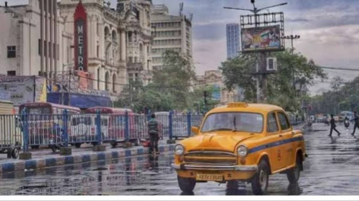 Rainy day in Kolkata: 5 Bengali songs that capture monsoon emotions
