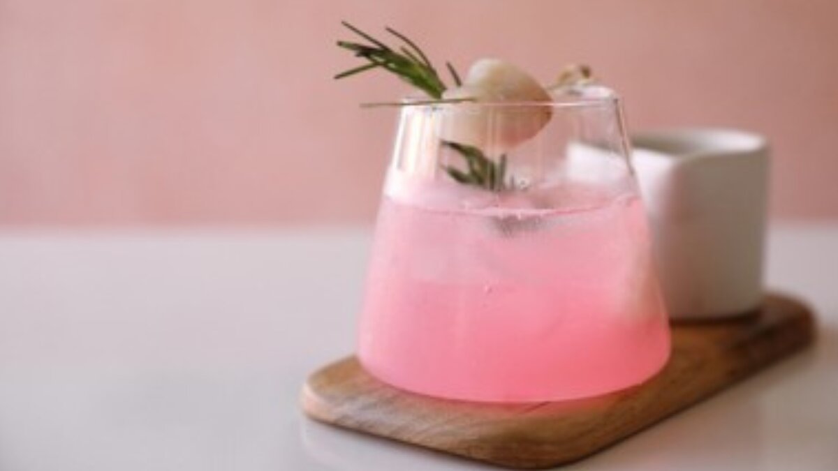 Cool off with the delicate charm of litchi rose sherbet in 5 easy steps