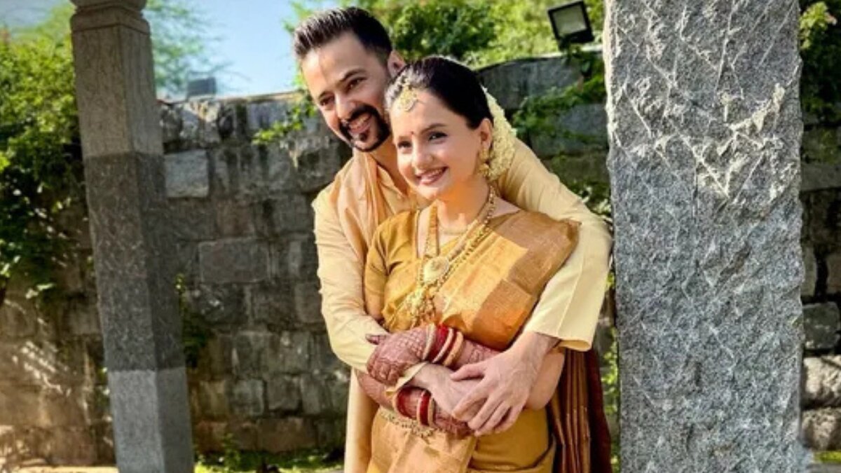 Gia Manek marries Varunn Jain; shares dreamy wedding pictures with fans