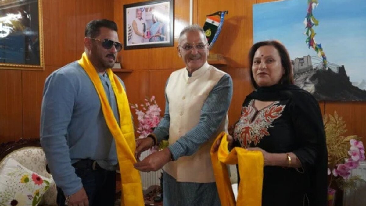 Salman Khan meets Ladakh LG Kavinder Gupta during Battle of Galwan shoot in Leh