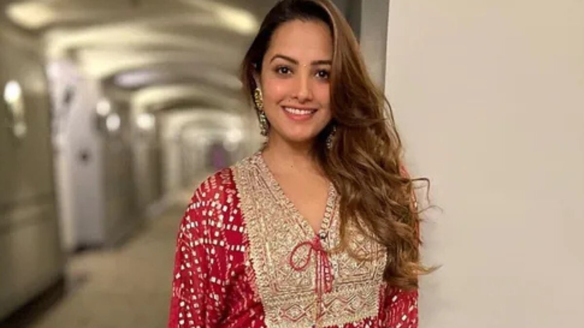 Anita Hassanandani opens up about pay cuts in TV industry; says budgets have gone down after Covid