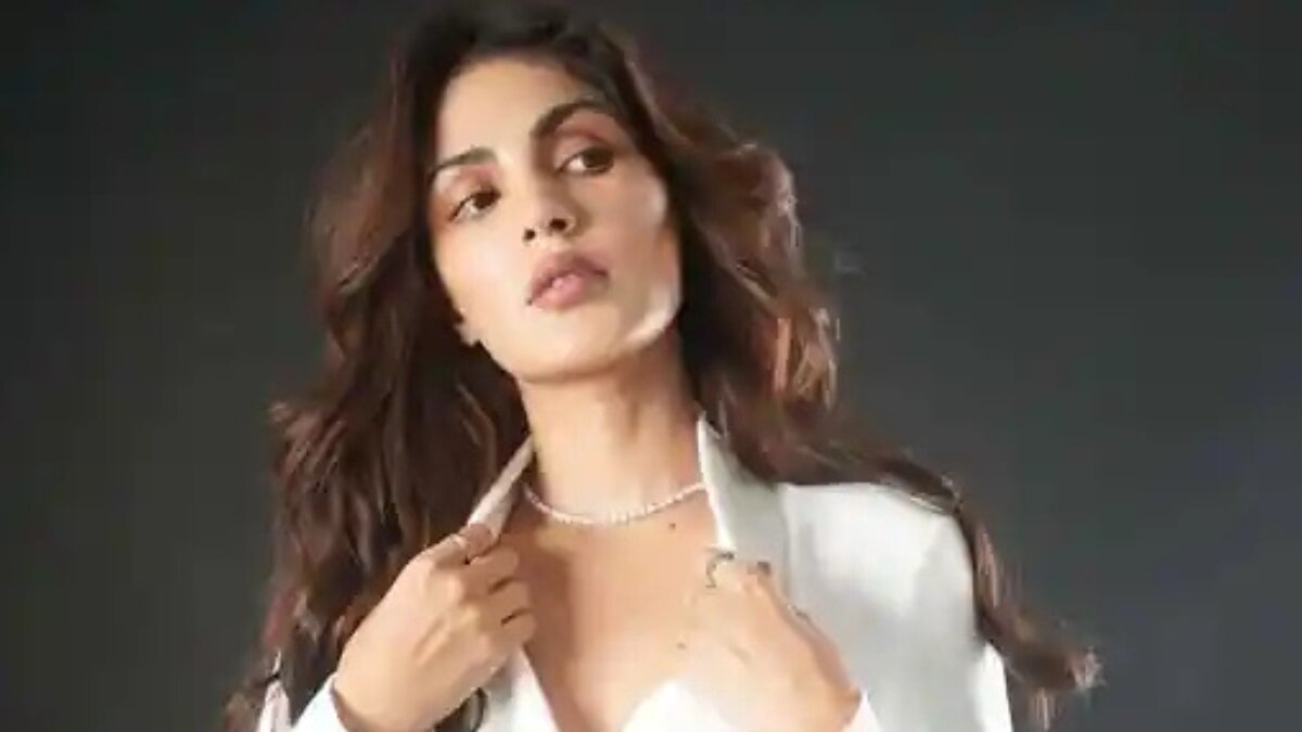 Rhea Chakraborty opens up about her mental health journey and how it brought her closer to people