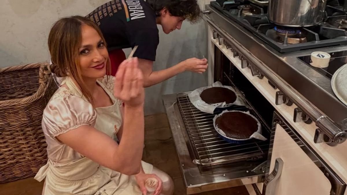 Jennifer Lopez shares a peek into her Thanksgiving: ‘A few of my favorite things’