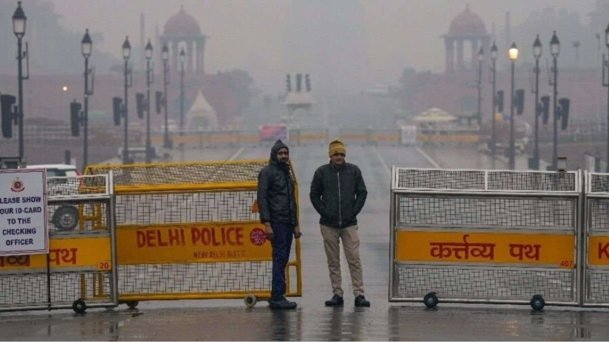 Delhi-NCR wakes up to rain as orange alert is issued; temperatures expected to fall